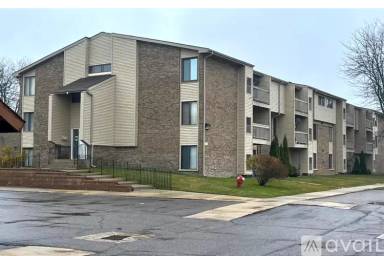Main picture of Country Glens Condominiums