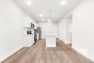 Main picture of 214 Vine St