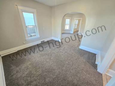 Main picture of 2115 53rd St