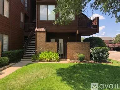 Main picture of 1704 Baird Farm Cir