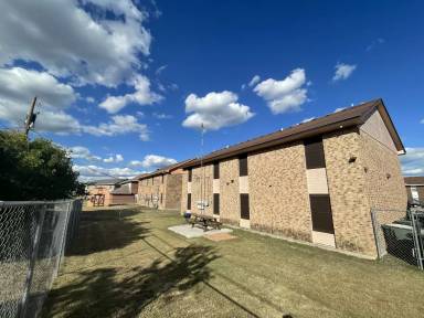 Main picture of 1605 Benttree Dr