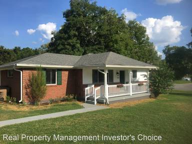 Main picture of 2400 Sandy Dr