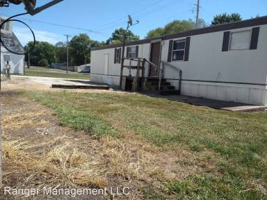 Main picture of 500 S 5th St