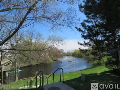 Main picture of 545 Riverine Dr
