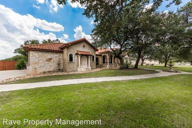 Main picture of 205 Aldea St