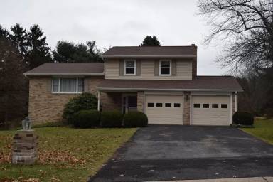 Main picture of 22 Cricklewood Cir