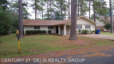 Main picture of 905 Chinquapin Dr