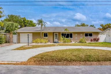 Main picture of 8473 121st St