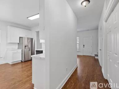 Main picture of 16518 Ambassador Park Dr