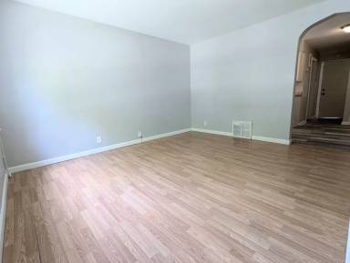 Main picture of 6146-48 Morganford