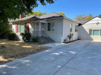Main picture of 1032 56th St
