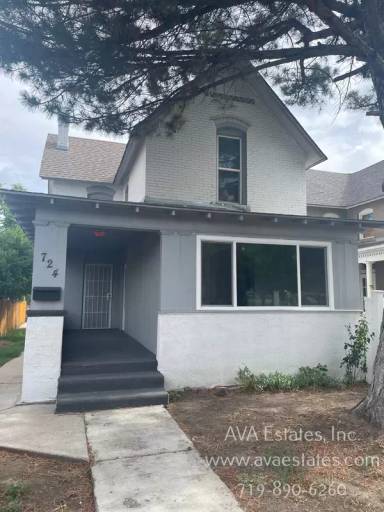 Main picture of 724 W 13th St