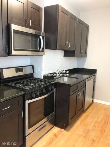 Main picture of 1648 W Pratt Blvd