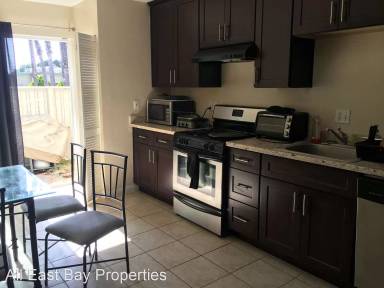 Main picture of 4740 Appian Way