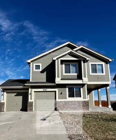 Main picture of 8263 Belleterre Dr