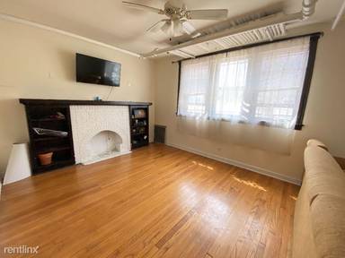 Main picture of 1501 N Wicker Park Ave