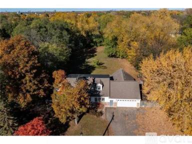 Main picture of 324 W 102nd St