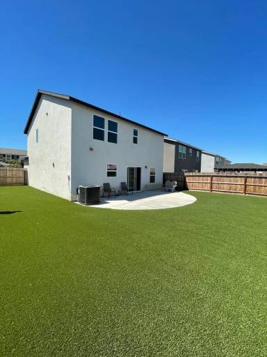 Main picture of 2096 Coulter Ln
