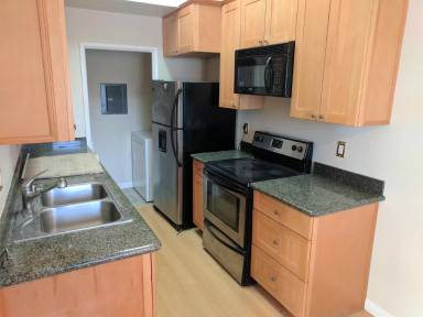 Main picture of 2495 Creekside Ct