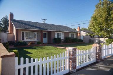 Main picture of 5022 McFadden Ave