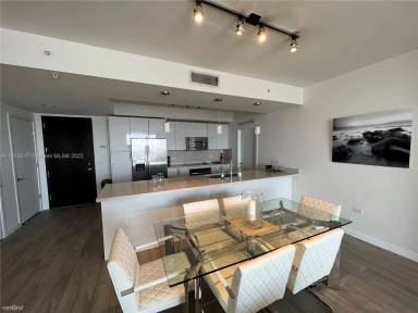 Main picture of Nine At Mary Brickell Village