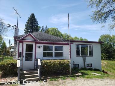 Main picture of 33 Dexter St