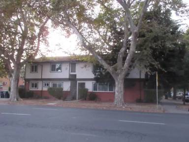 Main picture of 2200 15th St