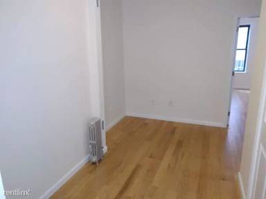 Main picture of 516 E 80th St