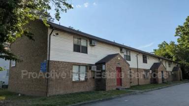 Main picture of 1436 Picadilly Street - F
