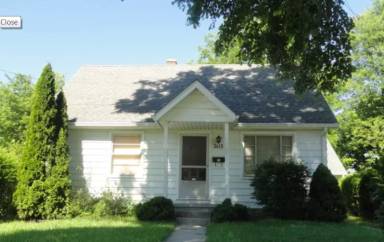 Main picture of 2113 Hazelwood Ave