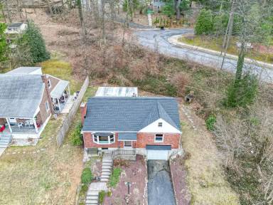 Main picture of 2524 Fairview Ave