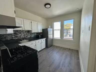 Main picture of 118 Seaview Ave