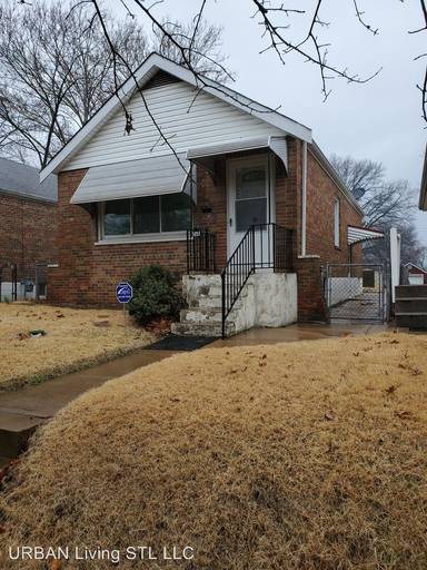 Main picture of 5051 S 37th St
