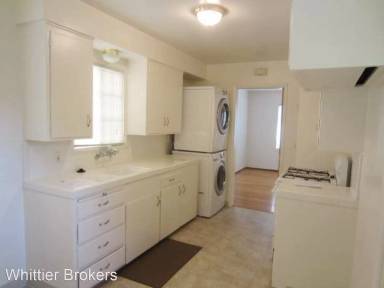 Main picture of 6706 6708 1/2 Pickering Ave