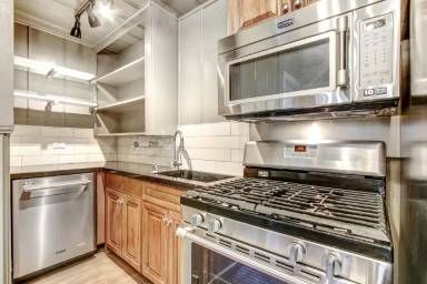 Main picture of 1432 Harvard St