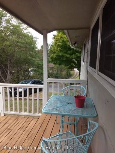 Main picture of 87 Pendleton Dr