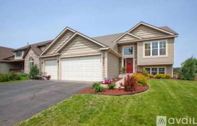 Main picture of 678 Dundee Ave