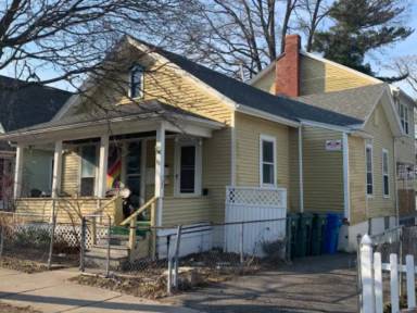 Main picture of 82 Sanford St