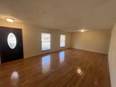 Main picture of 3752 Tulip Ct