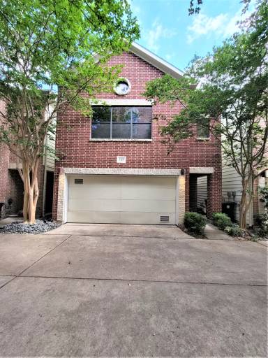 Main picture of 2507 Brinkman St