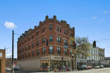 Main picture of 64 Market St