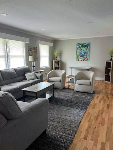 Main picture of 9692 Sturgeon Dr NE