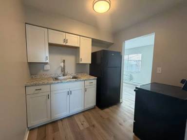 Main picture of 5146 Carthage Ave