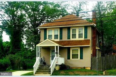 Main picture of 410 N White Horse Pike