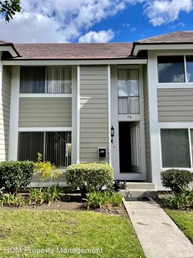 Main picture of 73 Golden Glen St