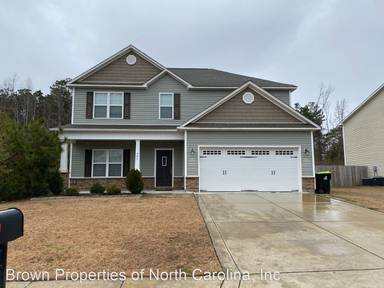 Main picture of 402 Patriots Point Ln