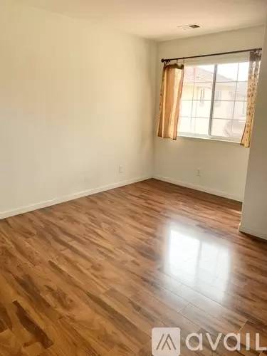 Main picture of 2199 Esperanca Ave
