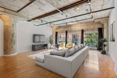 Main picture of 650 2nd St