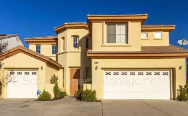 Main picture of 33454 Twin Hills Way