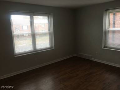 Main picture of 6970 Chippewa St